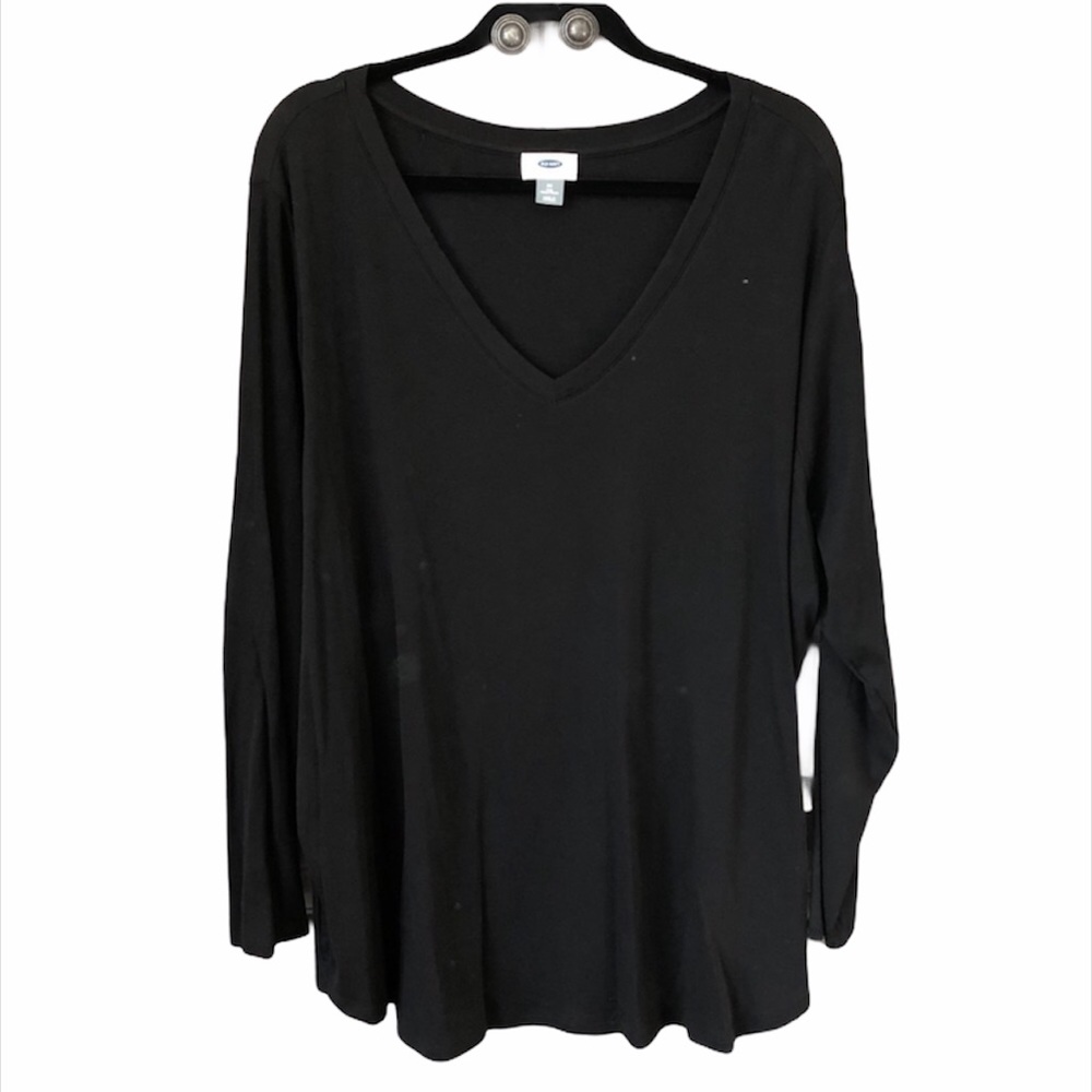 Old Navy Black V Neck Long Sleeve Tee